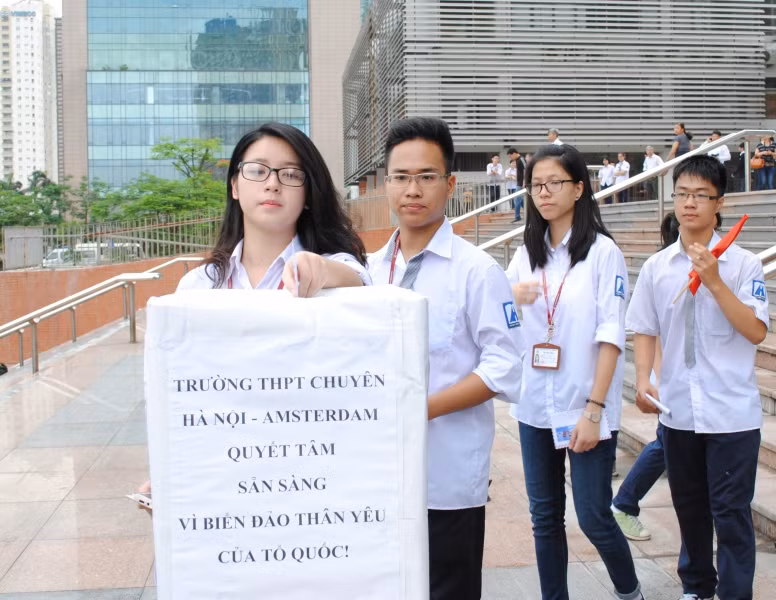 Sẵn sàng phục vụ đất nước khi khó khăn và khi tiếng gọi của đất nước cất lên.