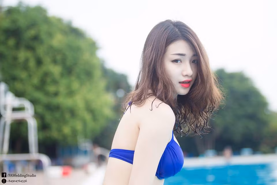 Sau ít giờ được chia sẻ trên mạng xã hội, bức hình của cô gái 1998 này đã thu hút được hàng ngàn sự quan tâm của dân mạng.