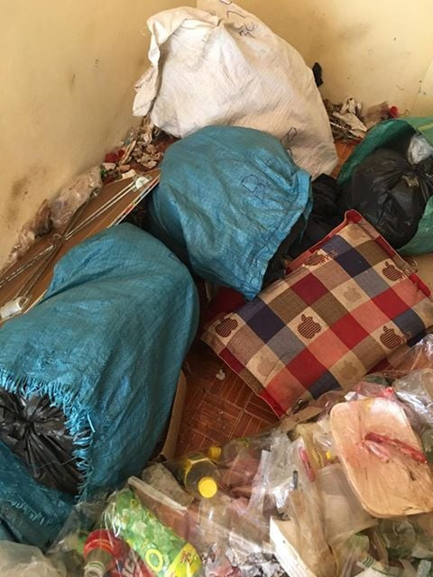 Dân mạng cũng tỏ ra ngao ngán khi xem xong những bức hình của nữ chủ nhà trọ.