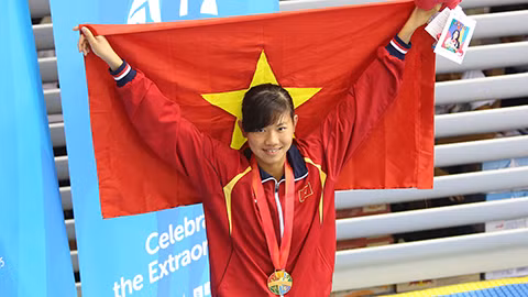 “Tieu tien ca” Anh Vien bat ngo gianh huy chuong tren dat My