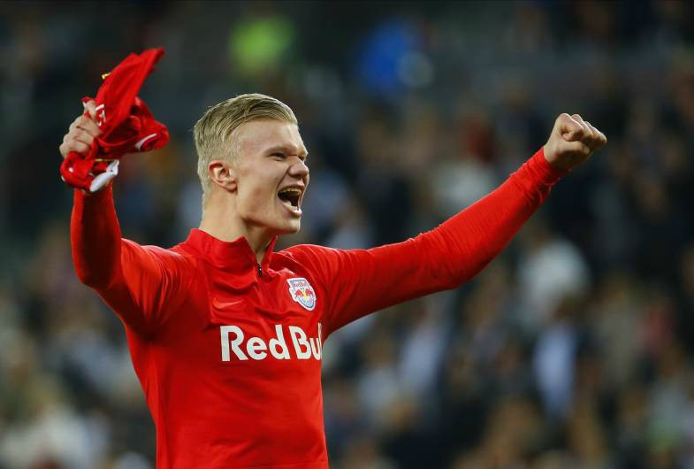 Cả MU lẫn Haaland đều có chung một lý tưởng, sẽ chẳng còn một trở ngại nào có thể ngăn cản họ đến với nhau trong kỳ chuyển nhượng mùa Đông sắp tới. Với sự xuất hiện của ngôi sao 19 tuổi trong đội hình, chắc chắn sức mạnh nơi hàng tiền đạo của Quỷ đỏ sẽ được cải thiện một cách đáng kể ở giai đoạn tiếp theo của mùa giải và kể cả trong tương lai.