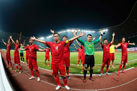 Ly do gi de Viet Nam “dap nga” nguoi Ma tai AFF Cup 2018?