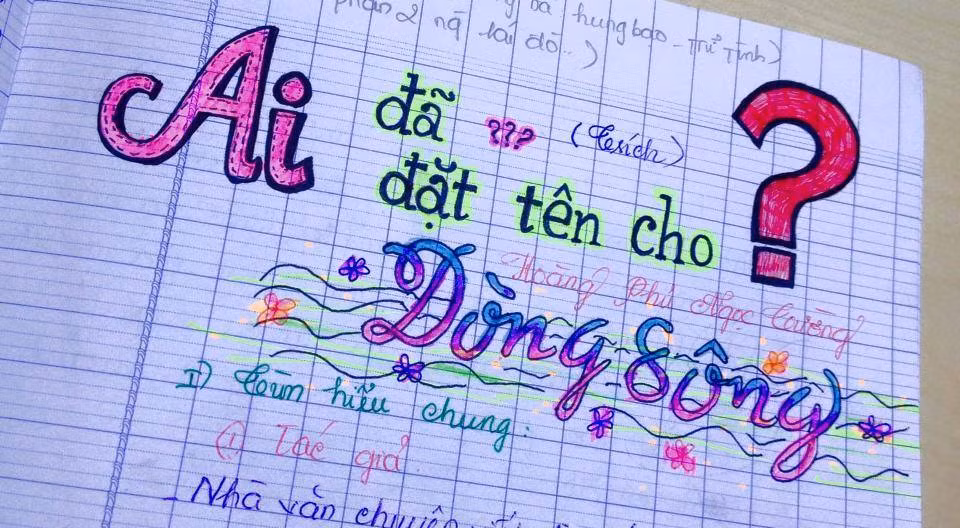 Tiêu đề môn Ngữ Văn được Trúc Đào tỷ mỉ thể hiện trong quyển vở của mình.