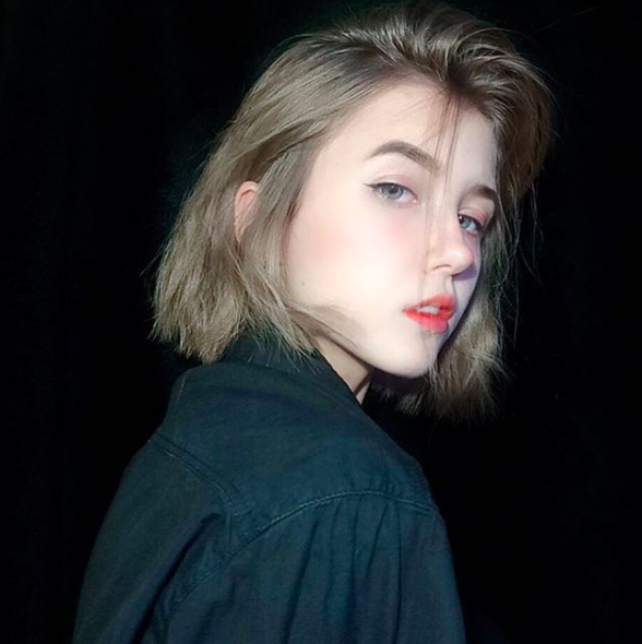 Những người con gái để tóc ngắn luôn mang đến vẻ đẹp cá tính, mạnh mẽ, điều này là không cần bàn cãi nhiều bởi trước đây đã có quá nhiều hot girl nổi danh khi sở hữu mái tóc ngắn cực xinh.