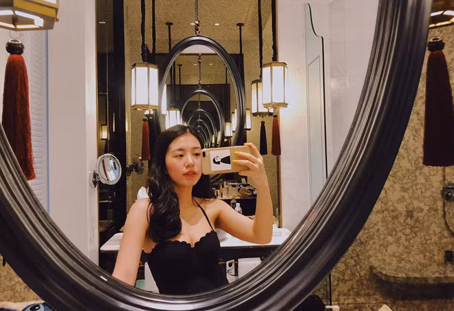 Ngắm nhìn Mẫn Tiên trong bộ ảnh mới nhất, nhiều người không khỏi cảm thán bộ ba sát thủ ngày nào giờ trưởng thành cả rồi và mỗi người đều đẹp theo phong cách riêng của mình.