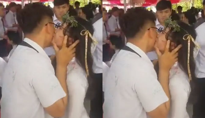 Số đông dân mạng, người bình luận cho rằng cách thể hiện tình cảm của các học sinh ngày một táo bạo hơn. Họ đề cao cảm xúc cá nhân và dựa vào hoàn cảnh buổi chia tay đầy cảm xúc, vui, buồn lẫn lộn để thể hiện nốt những điều chưa nói, để tranh thủ bộc lộ tình cảm của mình với bạn bè, hoặc người yêu.