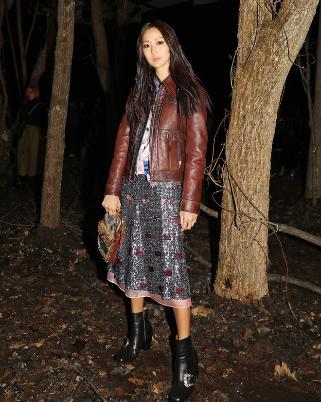 Với đẳng cấp của mình, người ta thường thấy cuộc sống của Aimee vô cùng sang chảnh và xa hoa. Cô xuất hiện trong những hộp đêm sang trọng, ngồi ở hàng ghế đầu của những buổi trình diễn thời trang.