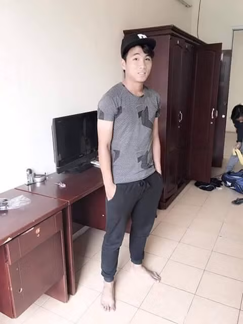 Nếu có thời gian tìm hiểu trang cá nhân của Trần Thành, người ta nhận ra cuộc sống đời thường của tiền đạo này cũng đầy tình cảm với Tổ quốc, với đồng đội và đặc biệt là tình yêu thể thao.