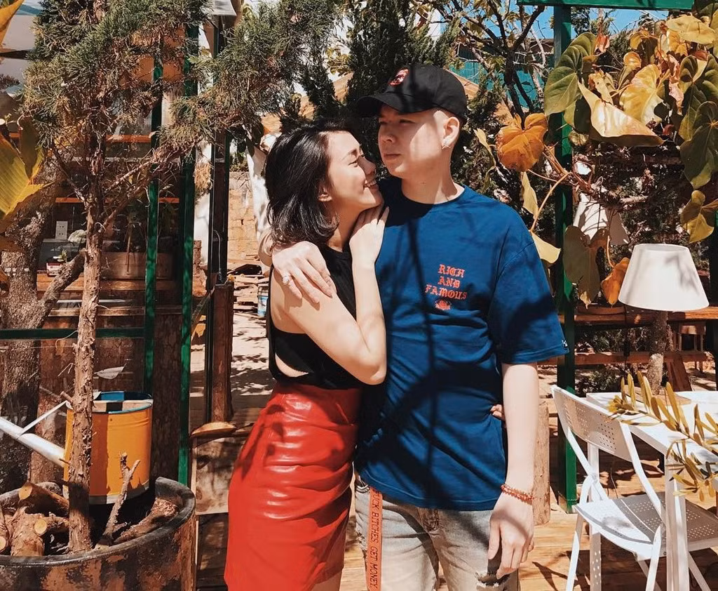 Ngọc Thảo tiết lộ cô và Andree hoàn toàn nghiêm túc cho mối quan hê này. Sau khi công khai, cả hai thường xuyên xuất hiện tình tứ trên mạng xã hội. Thời gian gần đây, Ngọc Thảo chuyển hướng sang hình ảnh sexy, trưởng thành hơn. Ảnh trong bài: Instagram nhân vật.