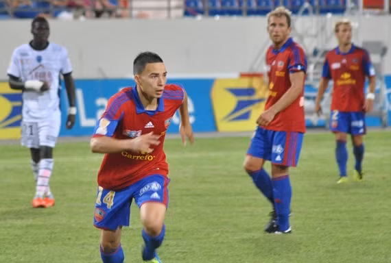 Ở mùa giải 2013, Tristan được CLB Lorient cho đi học việc ở CLB Epinal. Anh ra sân trong trận đấu mà Epinal bất ngờ đánh bại CLB nổi tiếng Olympique Lyon ở Cúp Quốc gia Pháp.