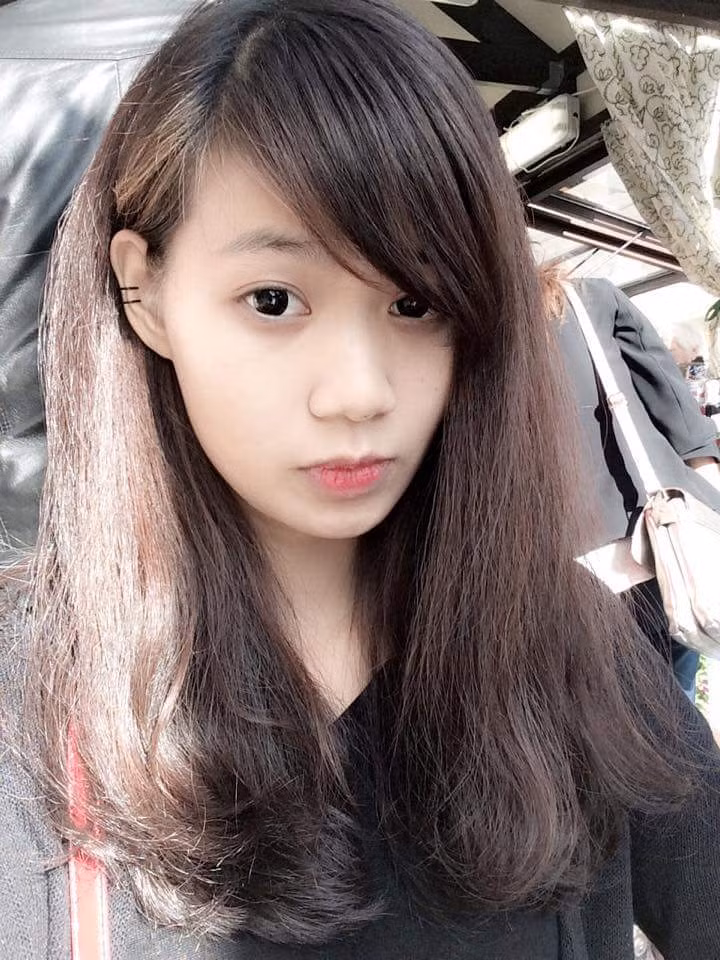 Ngay sau những bức ảnh của Lan Tây được đăng tải trên mạng xã hội, cô đã nhận được rất nhiều lời khen ngợi về nỗ lực giảm cân và "trùng tu" lại nhan sắc của mình.