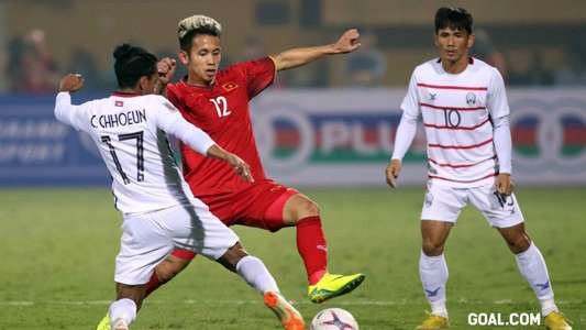 Hồng Duy là cầu thủ cùng lứa Văn Toàn, Công Phượng và Xuân Trường, chàng cầu thủ người Bình Dương đi cùng thành công của U19 Việt Nam, U23 Việt Nam.