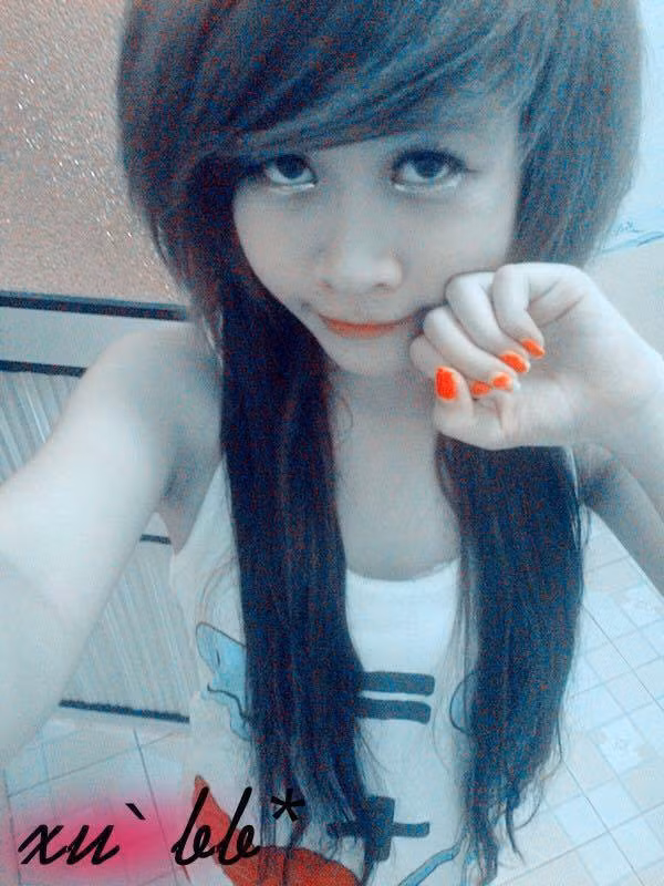 Thời gian đó, mạng xã hội Facebook chưa thịnh hành nhưng đi qua những trang blog cá nhân, không khó để kiếm những bức ảnh các thiếu nữ để tóc sư tử sau đó, "chu mỏ" lên để chụp ảnh "lừa tình".