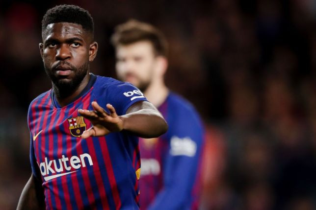 Nguồn tin từ Goal, Barcelona sẽ chấp nhận để Umtiti tới MU nếu nhận đủ mức phí chuyển nhượng rơi vào khoảng 70 đến 90 triệu euro (60-77 triệu bảng) cho thương vụ này. Barcelona muốn dùng số tiền bán Umtiti để hỏi mua Matthijs de Ligt.