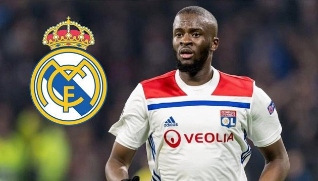Sau Manchester City, đến lượt Real Madrid nhảy vào cuộc đua giành chữ ký của ngôi sao tuyến giữa Tanguy Ndombele.