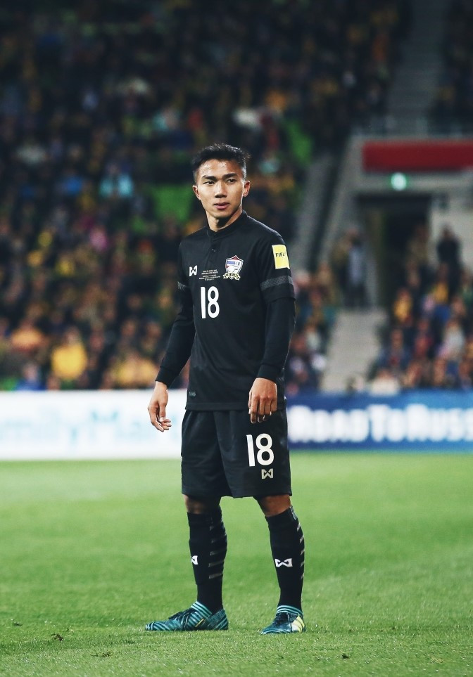 Chanathip khẳng định khả năng ở môi trường bóng đá đỉnh cao như J-League. Mùa giải 2019, Chanathip ghi 4 bàn cùng hàng loạt kiến tạo cho Sapporo và nằm trong top những chân chuyền xuất sắc nhất tại Nhật Bản.