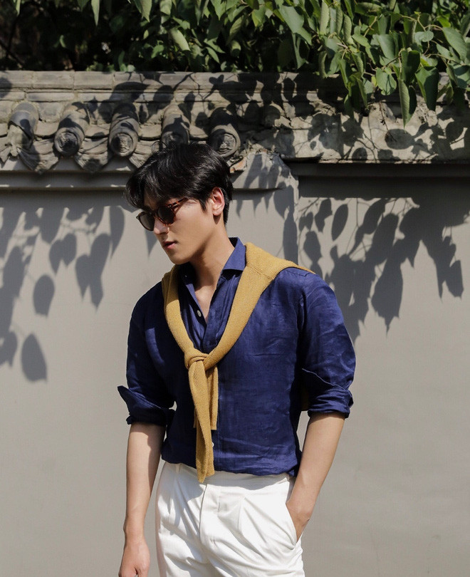 Hiện tại Trần Thánh đang là một người mẫu rất được yêu thích.