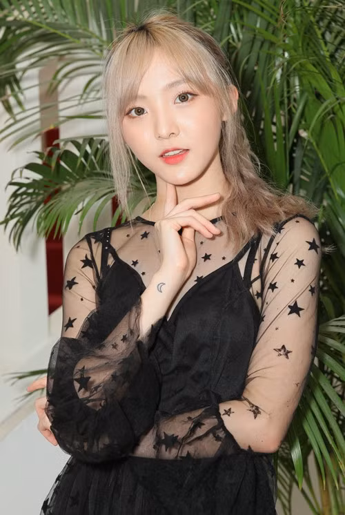 Nene đang hướng tới việc khẳng định mình là nghệ sĩ đa năng và phong cách. Người hâm mộ tin rằng với ngoại hình và tài năng, cô sẽ tỏa sáng hơn nữa trong tương lai.