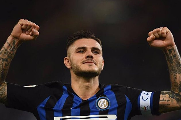 Theo Sport Mediaset, Mauro Icardi bắt đầu "xuống nước" với CLB Inter Milan. Theo đó, chàng trai này đề nghị đội bóng trao cho anh chiếc áo số 7.
