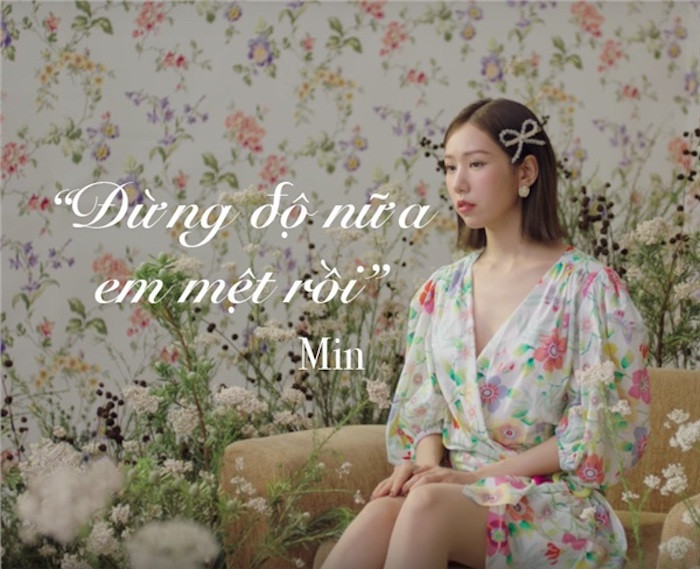 Bản mashup Độ ta không độ nàng và Đừng yêu nữa em mệt rồi được nhiều người chú ý.