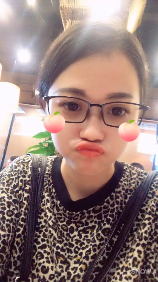 Hiện tại, Lai Lai chủ yếu stream game qua Facebook với lượng người xem tương đối ổn định.