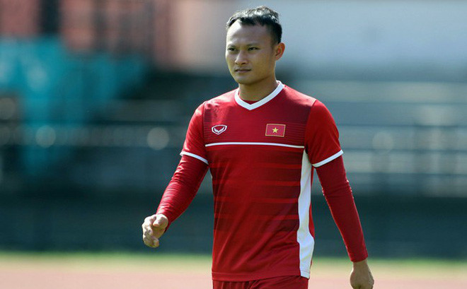 Việc Văn Hậu được phép dâng cao, thì cánh phía đối diện của Trọng Hoàng sẽ được yêu cầu hỗ trợ nhiều hơn cho hàng tiền vệ và hậu vệ để giảm thiểu sự xuống bóng của những cầu thủ tấn công bên phía Malaysia.