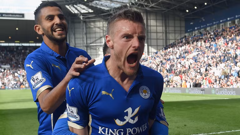 Vardy và Mahrez không chỉ đơn giản là 2 cầu thủ ghi bàn giỏi. Rất nhiều bàn thắng của Vardy đến từ những pha kiến tạo của Mahrez, và ngược lại. Họ là một cặp, và hiểu nhau tới mức có thể giao tiếp chỉ bằng ánh mắt hay ngôn ngữ cơ thể.