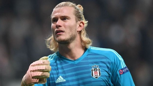 Theo Turkiye Gazetesi, Eintracht Frankfurt và Fortuna Dusseldorf đang muốn đưa Loris Karius trở lại Bundesliga.