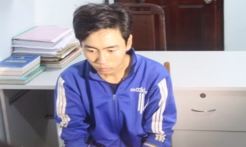 Bat doi tuong hiep dam be gai 10 tuoi roi dim xac phi tang