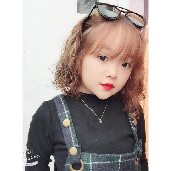 Theo tìm hiểu của dân mạng "thánh livestream" có thân hình trẻ thơ đó là Trâm Xíu, hiện đang học tập và sinh sống tại Quy Nhơn.