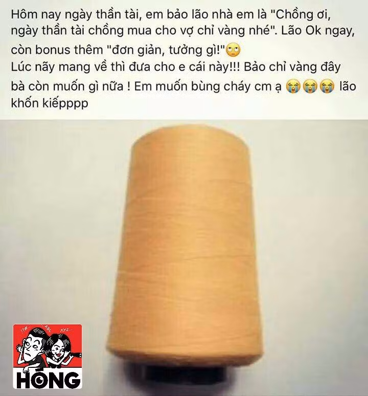 Chỉ vàng óng ánh của một bạn gái với mong ước của người yêu là sang năm mới em tha hồ may vá.