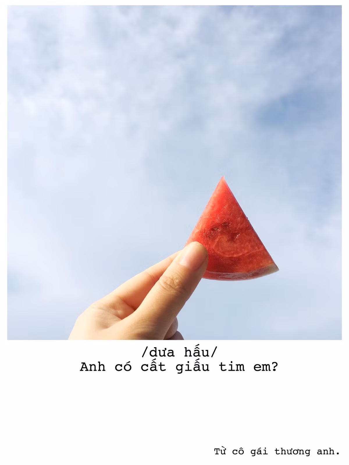 Thậm chí, nhiều dân mạng đã sử dụng những hình ảnh trái cây được Thoa Bùi chụp lại để "chế" thêm phần lời ngôn tình thả thính của mình vào.