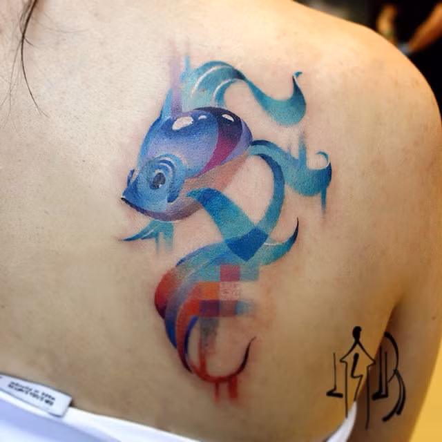 Với phong cách xăm Pixel &amp; Glitch, Lesha Lauz đã thổi hồn cho những hình xăm của mình hết sức tinh tế.