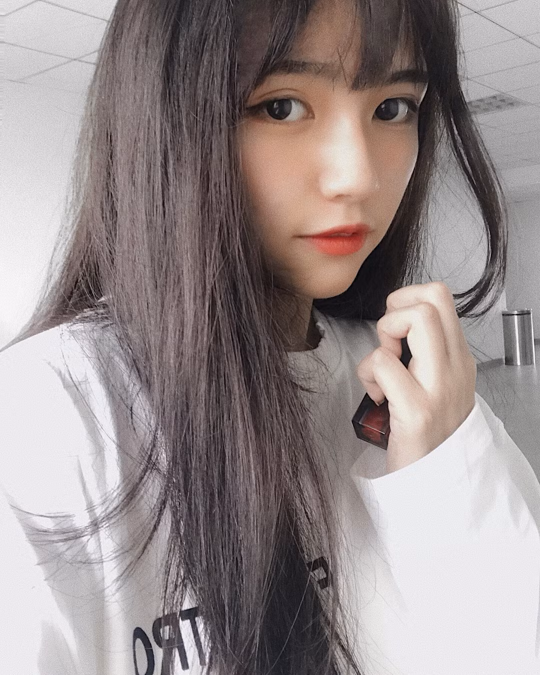 Vẻ ngoài cá tính, gương mặt ưa nhìn đã nhanh chóng đưa Minh Trân thành "hàng số má" trong giới game thủ Việt.