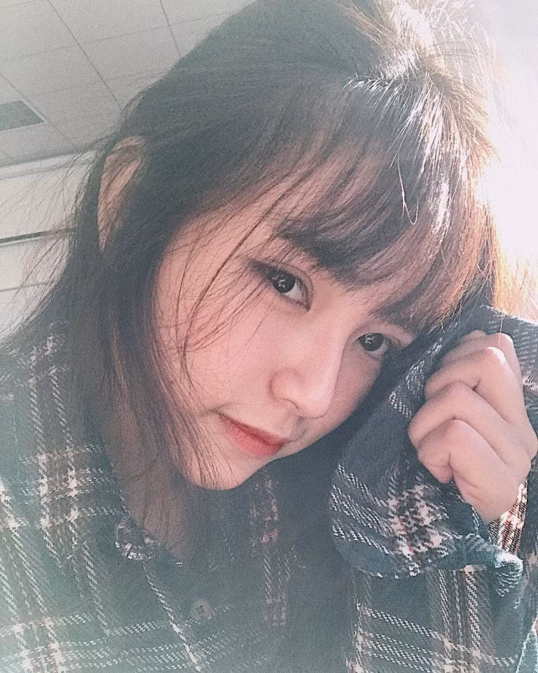 Minh Trân rất thích chơi game và là một game thủ chân chính. Cô bạn này chơi game từ khi mới học lớp 10.