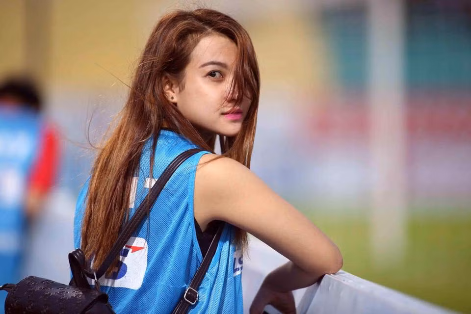 Cận cảnh gương mặt xinh đẹp của cô nàng Ronaldi Tien, người bị nghi ngờ là tình cũ của thủ môn U23 Việt Nam - Bùi Tiến Dũng.