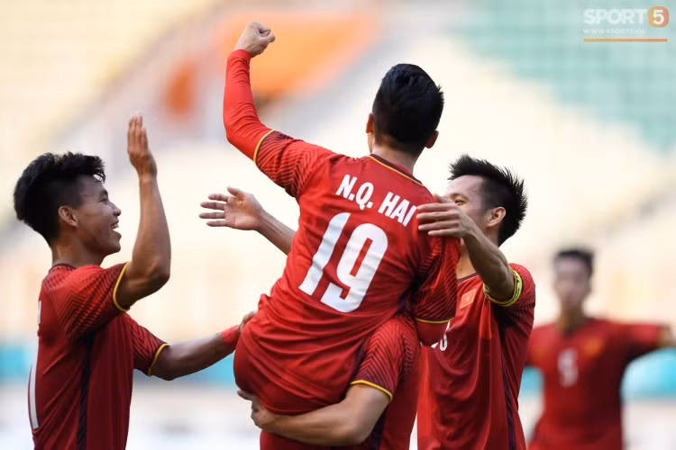 Công Phượng và Quang Hải được nhận xét là cặp đôi khá ăn ý trên sân cỏ.