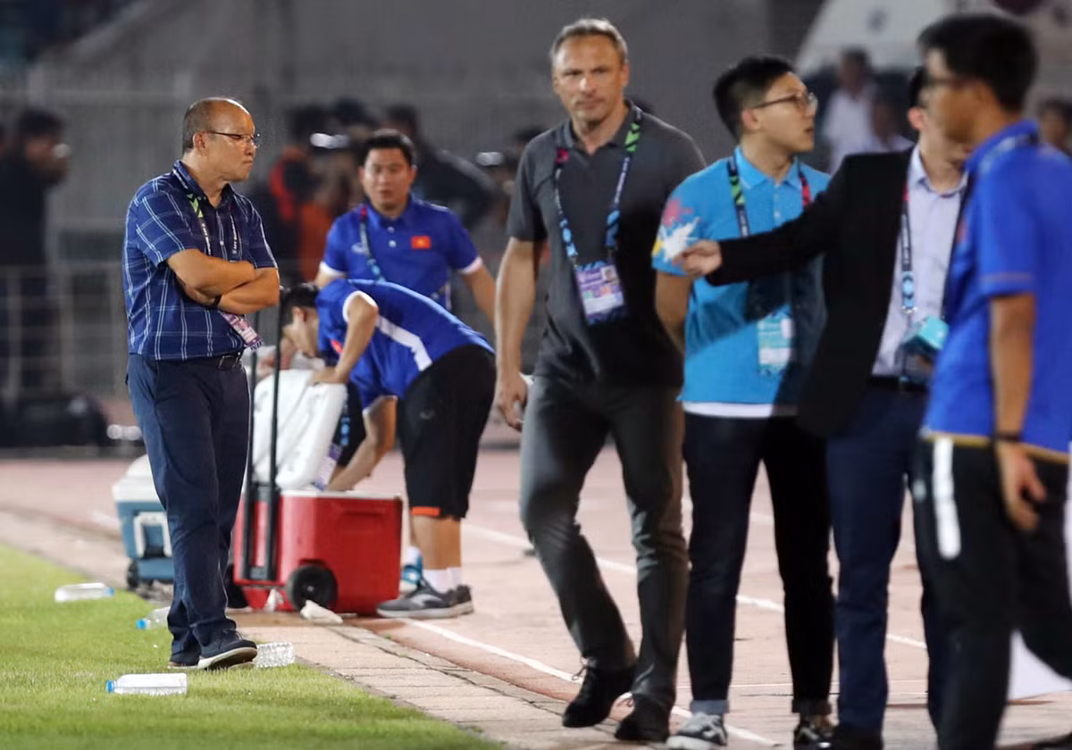 Chỉ cần chiến thắng với tỷ số cách biệt trước đối thủ dưới cơ Campuchia, ĐT Việt Nam sẽ có vé vào vòng bán kết bất chấp kết quả của trận đấu giữa Myanmar và Malaysia thi đấu cùng giờ.