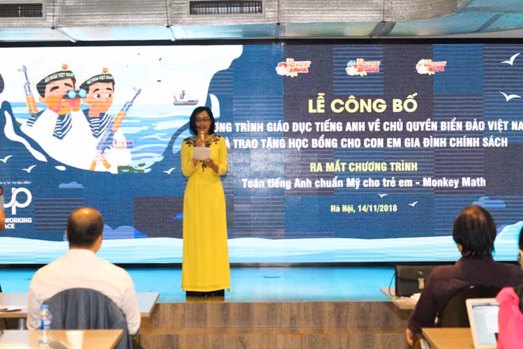 Cong bo chuong trinh giao duc tieng Anh ve chu quyen bien dao Viet Nam