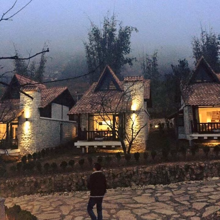 Bởi không gian nơi đây khá thoáng đãng với nhiều cây xanh, cùng cảnh quan thiên nhiên bao la, ngút ngàn