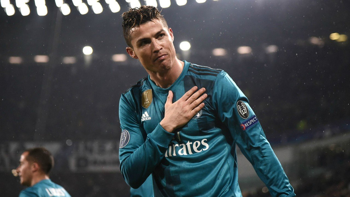 M.U đặt vấn đề mua Ronaldo với giá 70 triệu euro + De Gea nhưng dường như Real không mặn mà với lời đề nghị này.
