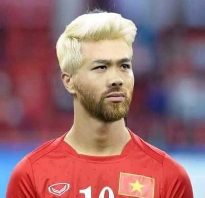 Chính việc sút trượt tới 2 quả 11m, Công Phượng được dân mạng ví von ngay bằng biệt danh "Messi của ĐT Olympic Việt Nam" tại giải ASIAD lần này.