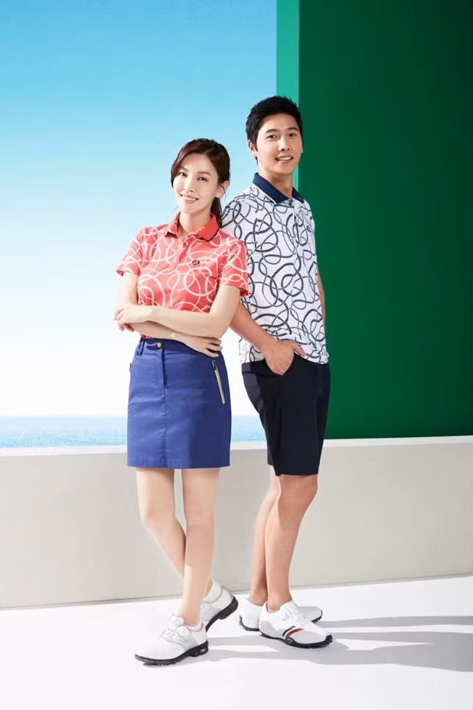 Hẹn hò cũng giúp Kim So Yeon và Lee Sang Woo nhận được nhiều hợp đồng quảng cáo chung. Cách đây không lâu, họ làm mẫu đôi cho một nhãn hiệu thời trang.