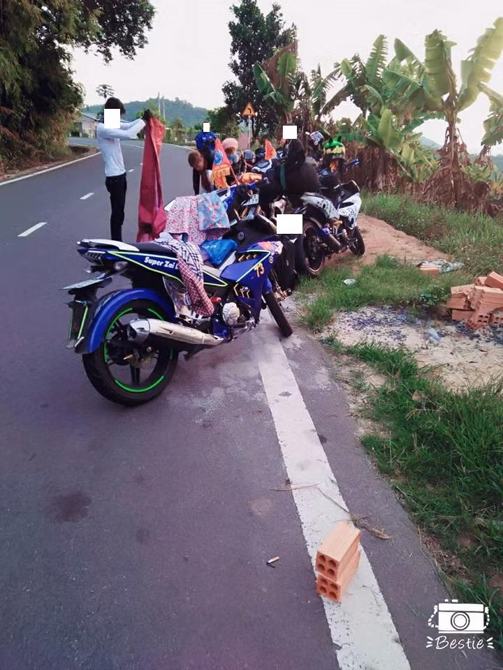 Việc lên cung đường phượt cần sự tính toán chuẩn xác, sức khỏe và thêm kinh nghiệm từng trải. Ở đây, sau khi kết thúc buổi học, các bạn sinh viên thường đi ngay trong đêm, chỉ lên địa điểm đến mà không lường trước được những yếu tố có thể xảy ra trên đường.