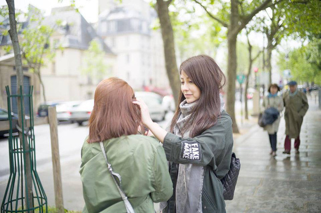 Con gái Kim Thoa tên Cù Mỹ Linh (24 tuổi) hiện đang kế thừa sự nghiệp của mẹ, giúp đỡ phụ trách kinh doanh một số cửa hàng tại Sài Gòn, còn con trai út mới 12 tuổi.