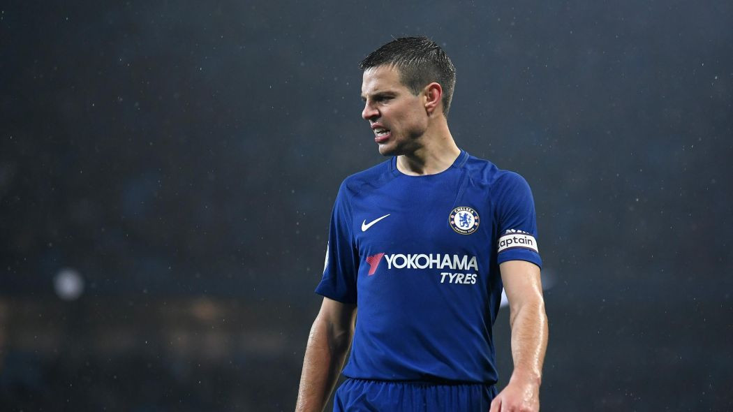Cụ thể, trang chủ Chelsea chính thức , Cesar Azpilicueta đã đặt bút ký vào bản hợp đồng gia hạn với đội bóng thêm 4 năm, qua đó hậu vệ người Tây Ban Nha sẽ tiếp tục gắn bó với sân Stamford Bridge tới tận năm 2022.