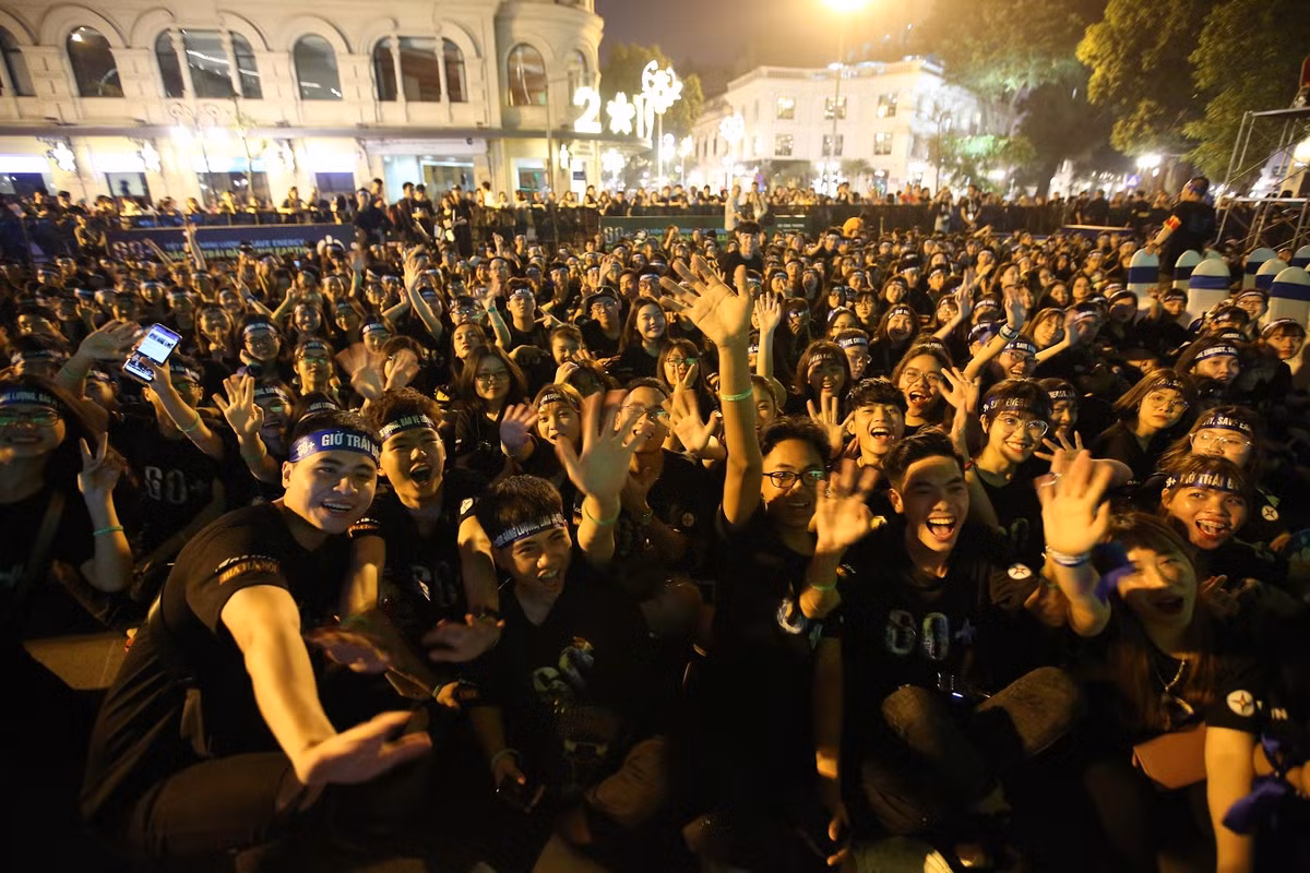 Giờ Trái Đất đã bước sang năm thứ 11 tổ chức. Năm nay, chương trình này cũng đánh dấu 1 giai đoạn mới với những thông động trực diện và có chiều sâu hơn.