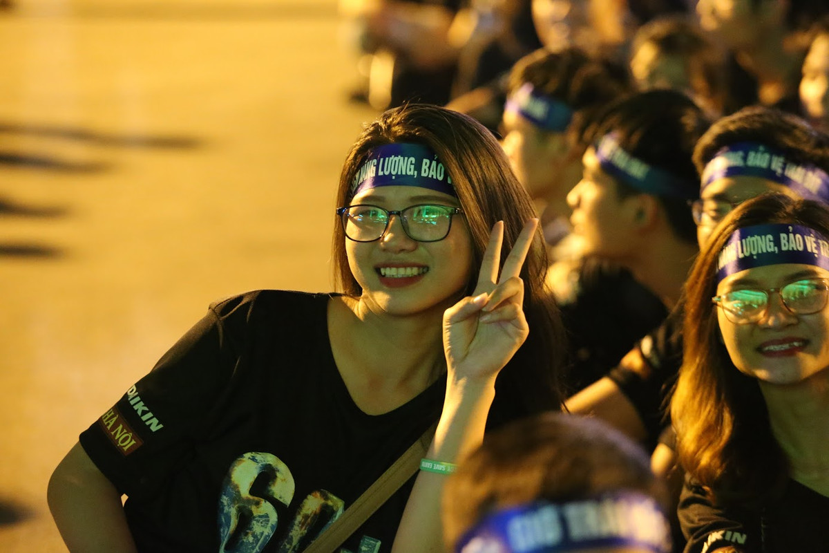 Với thông điệp "Tiết kiệm năng lượng, Bảo vệ trái đất", Giờ Trái Đất 2019 đã nhận được sự hưởng ứng nhiệt tình từ các cơ quan TW và địa phương, doanh nghiệp, người dân và đặc biệt là các bạn trẻ.