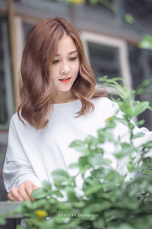 Khi đó mọi người không nghĩ đến chuyện sẽ thành công hay nổi tiếng gì nữa mà chỉ nghĩ là được làm theo đam mê của mình và có thu nhập của Youtube, có lương cơ bản là vui rồi". Hot girl nút kim cương Youtube đầu tiên của Việt Nam chia sẻ thêm.