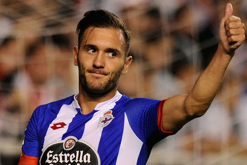 Từng có giai đoạn trôi dạt sang tận các giải đấu ít tên tuổi tại Hy Lạp và Ukraine, thế nhưng Lucas Perez đã kịp tìm lại chính mình khi quay về quê nhà Tây Ban Nha, thi đấu cho Deportivo hai mùa gần nhất. Ở tuổi 27, phong cách thi đấu của Perez hoàn toàn phù hợp với Arsenal, nơi có truyền thống sử dụng tốt các cầu thủ đến từ xứ sở Bò tót ở bán đảo Iberia.